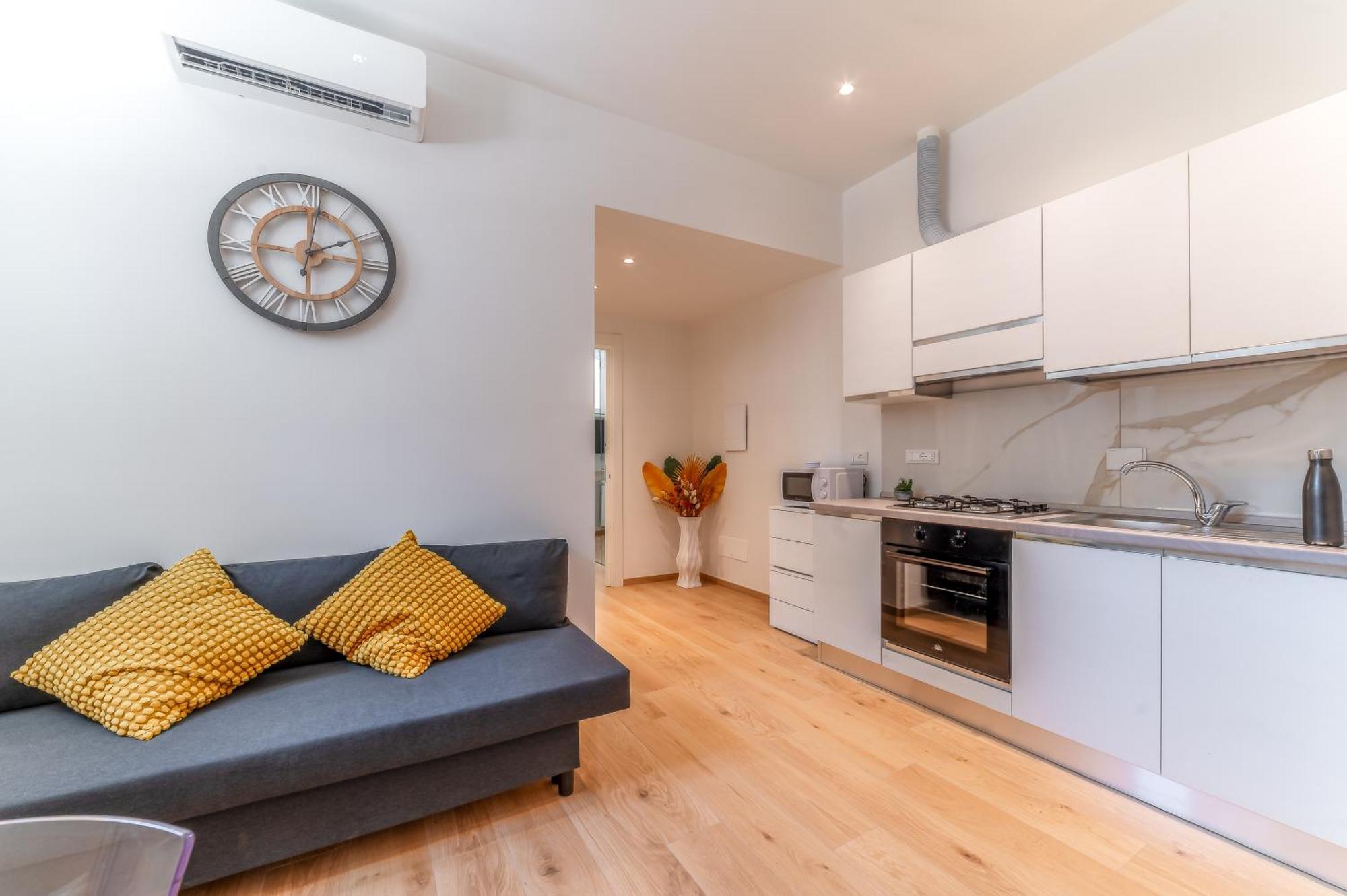 Apartamento Cento - Metro Mirti & Free Wifi
